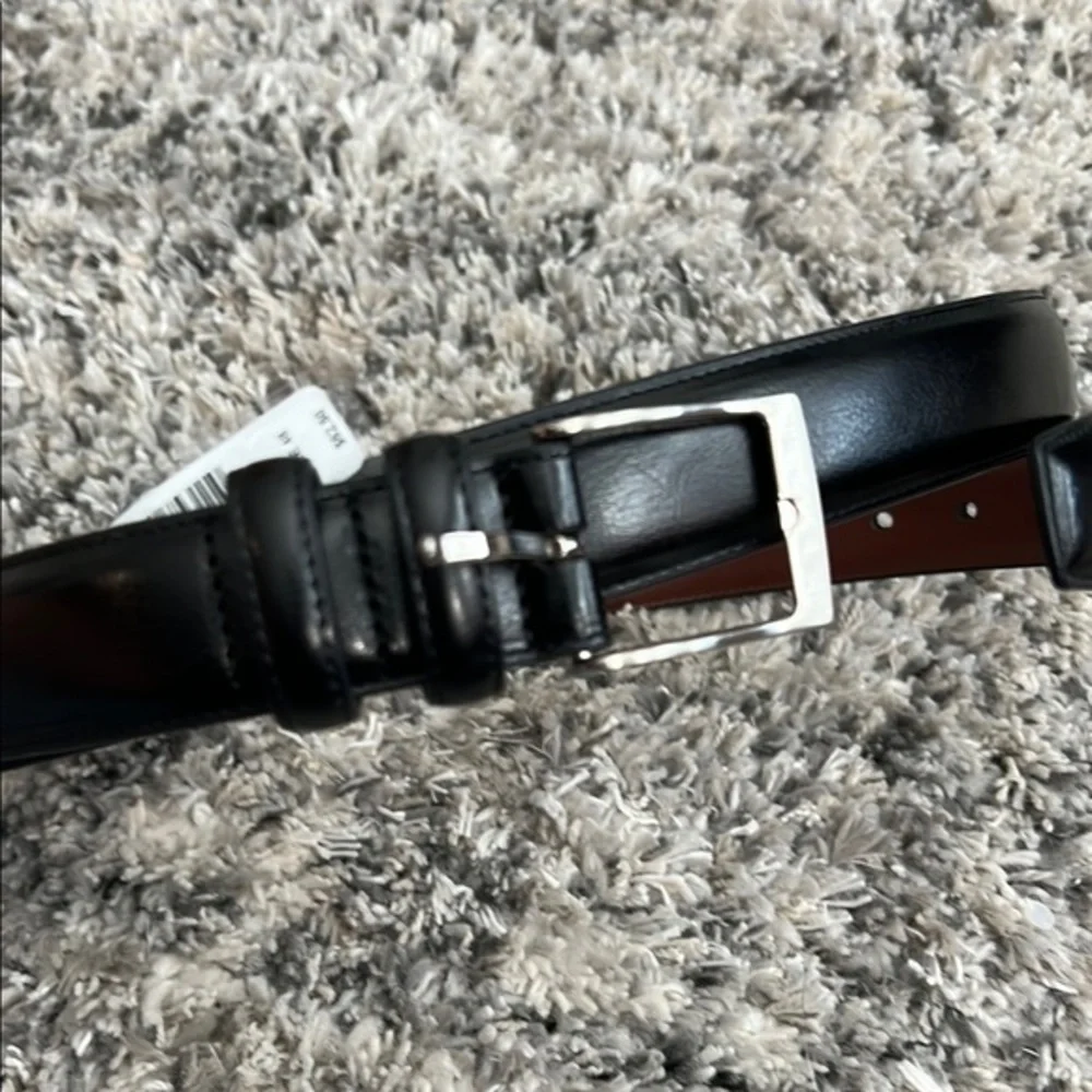 Men’s perry Ellis, black belt, silver buckle, new with tag Sz 48